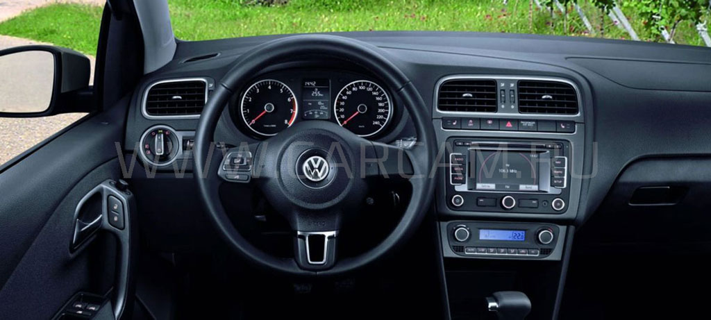 Volkswagen Polo до установки мультимедийного головного устройства CARCAM