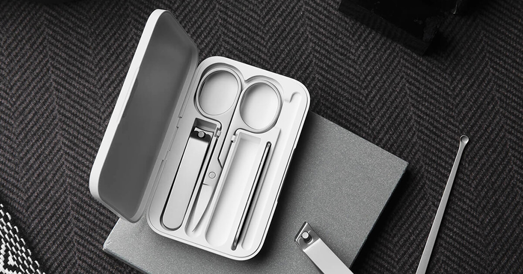 2 Xiaomi Mijia Nail Clipper Five Piece Set Silver.jpg