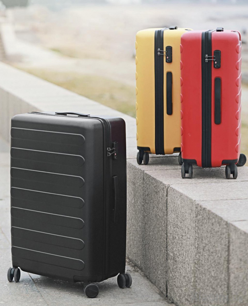 Чемодан RunMi 90 Fun Seven Bar Business Suitcase 28’’ – Прочные материалы
