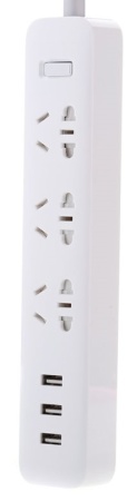 Удлинитель с 3 розетками и3 USB-выходами Xiaomi Mi Power Strip 3 Sockets (XMCXB01QM) White