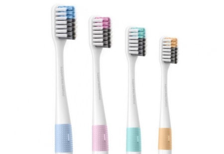 Набор зубных щеток Xiaomi Dr. Bei Bass Method Toothbrush Multicolor EU (4 шт)